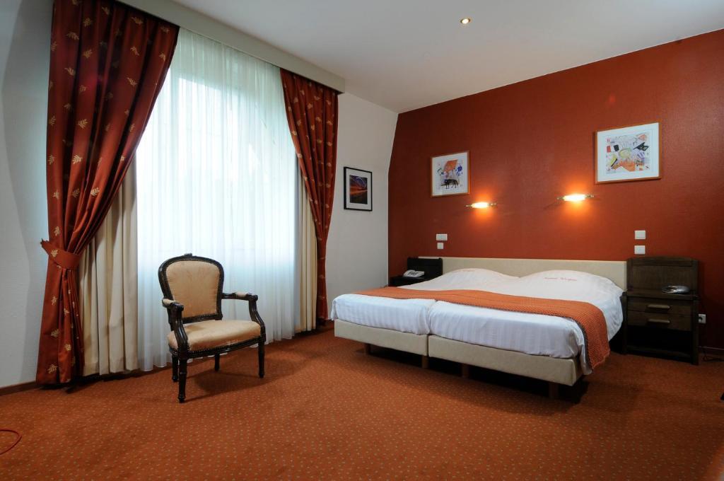 Hotel Kasteel Wurfeld Maaseik Pokoj fotografie